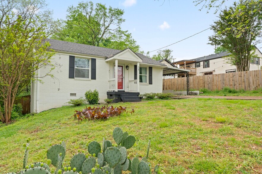 Primary Photo - 119 Dodge Dr