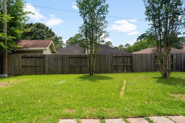 Building Photo - 3006 Quail Run Dr
