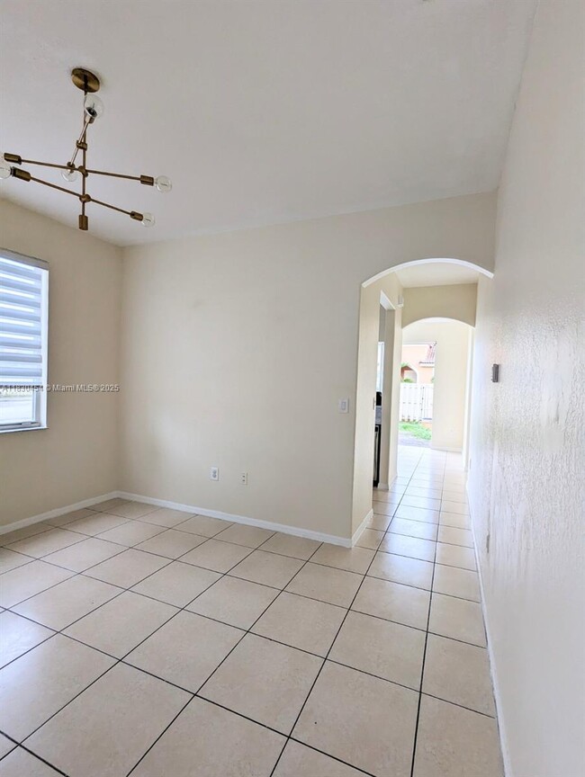Building Photo - 10968 SW 236th Terrace