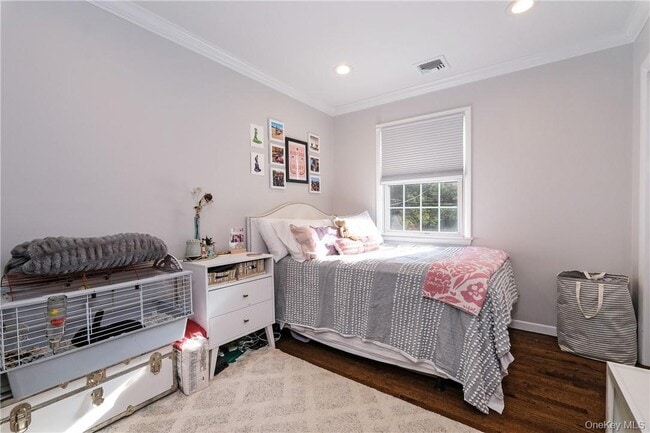 Building Photo - 393 Milton Rd