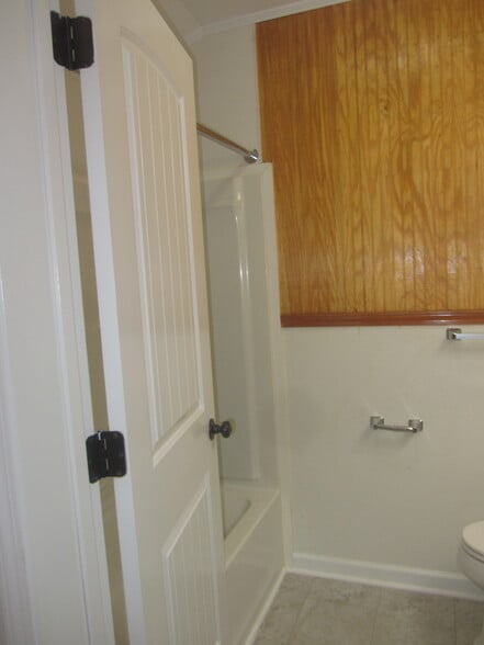Building Photo - 15091 Fort Campbell Blvd