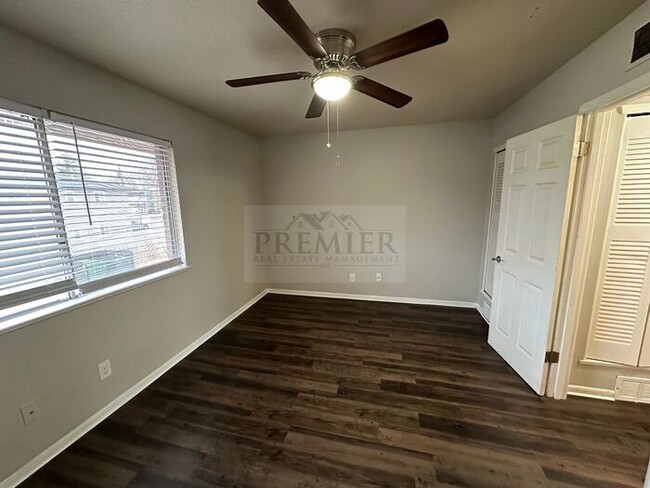 Building Photo - 6019 Barton Ave