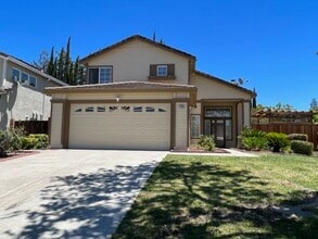 Building Photo - 4200 Buckskin Dr