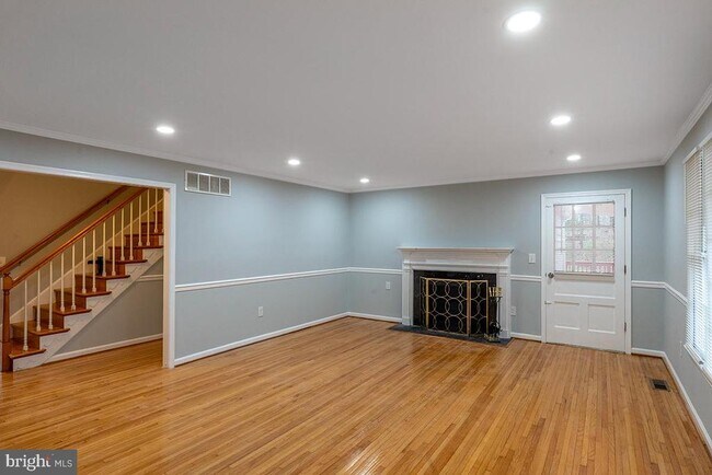 Building Photo - 5035 Timberwood Trail