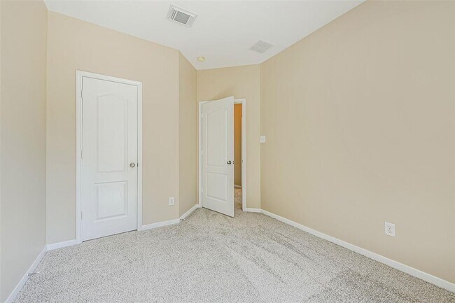 Building Photo - 14122 Austin Hollow Ct