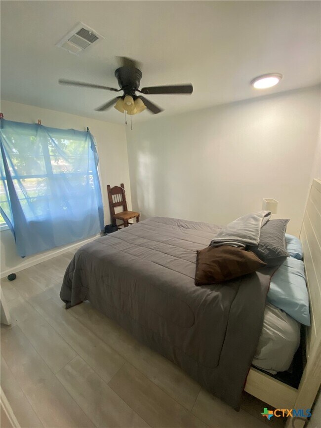 Building Photo - 2701 W Scott Blvd