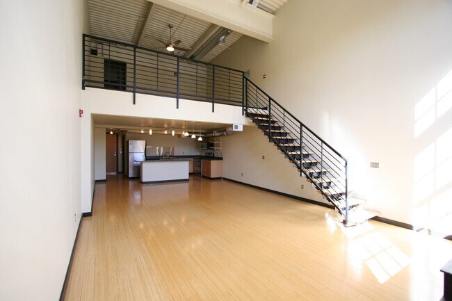 Building Photo - 300 Tijeras Ave NE