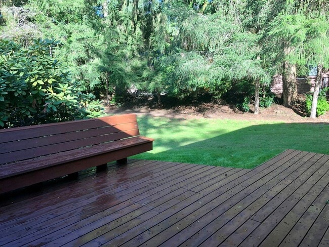 Building Photo - Charming 3 Bedroom in Cottage Lake