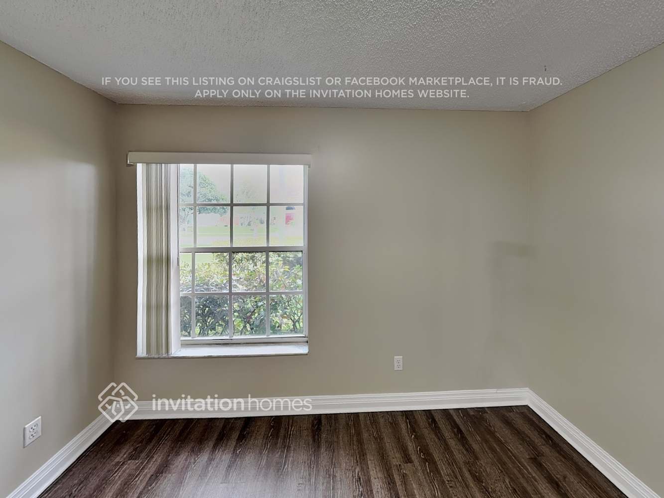 Building Photo - 5521 SW 58th Ct