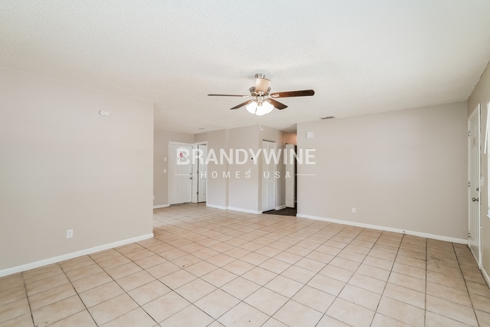 Building Photo - 11704 127th Ave N