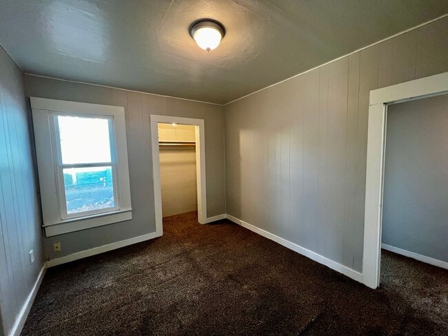 Building Photo - Charming Lower North Hill Home