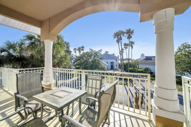 Building Photo - 1393 Sunset Beach Dr