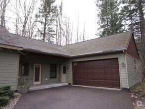 Building Photo - 3 Bed 2 Bath Duplex in Columbia Falls with...