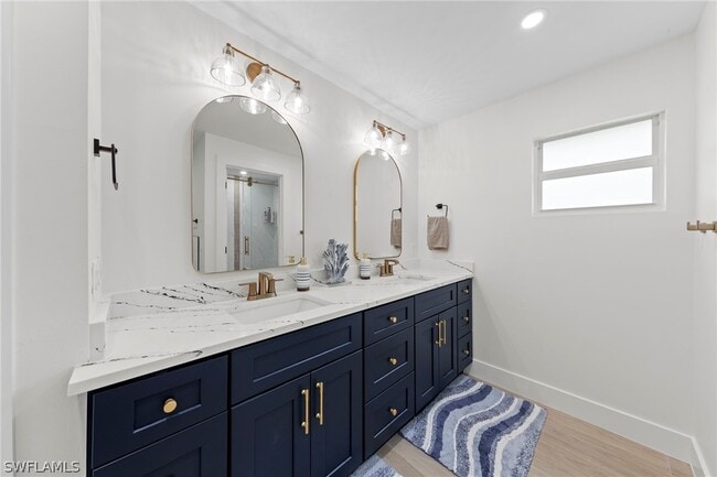 Building Photo - 548 Boulder Dr