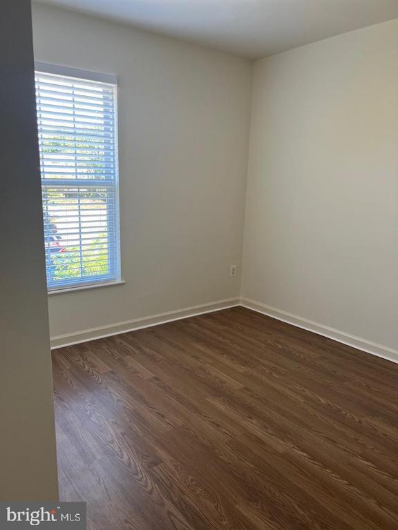 Building Photo - 14288 Glade Spring Dr