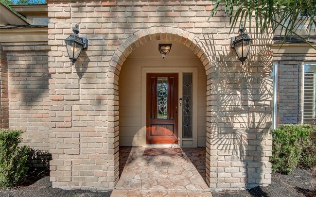 Building Photo - 8906 Herts Rd