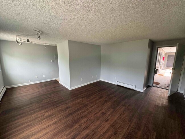 Building Photo - 3455 S Logan St