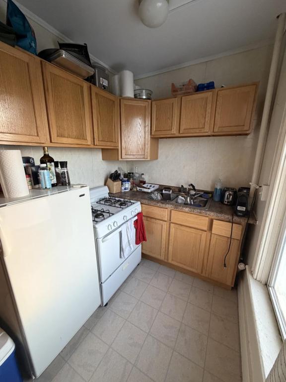 Building Photo - 1028 Banks Ave