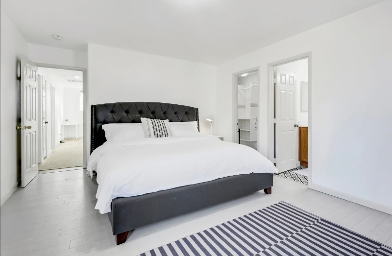 Building Photo - 30 Dovewood Ave