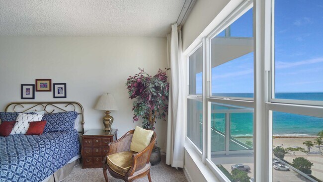 Building Photo - 3550 Galt Ocean Dr