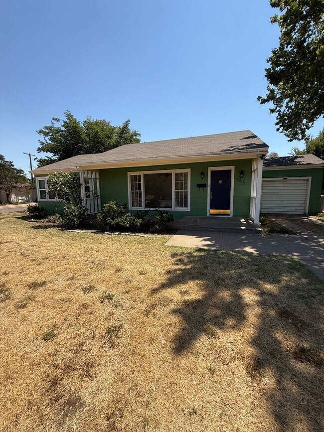 Building Photo - Pre Leasing for Fall 2026! 3/2 in Tech Terrace