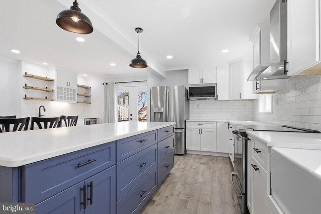 Building Photo - 51 Potter Ct