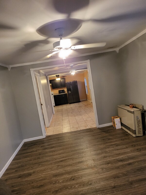 Building Photo - 107 Canaan St