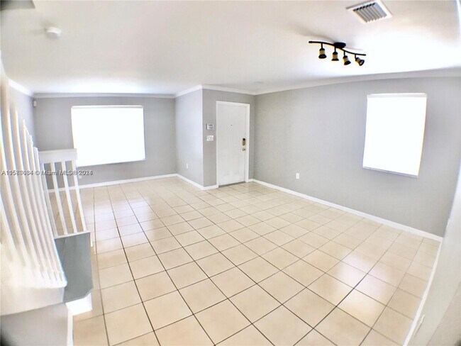 Building Photo - 12804 SW 31st St