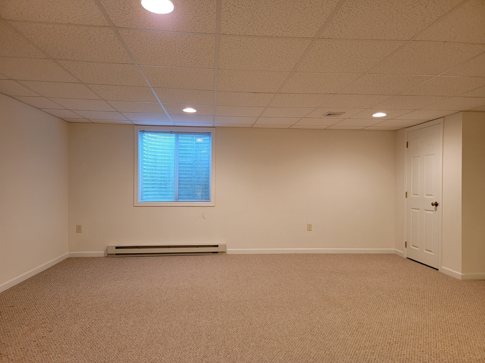 Building Photo - 402 Mount Olive Ln