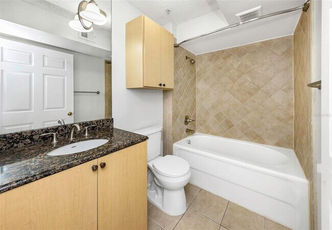 Building Photo - 2400 Feather Sound Dr