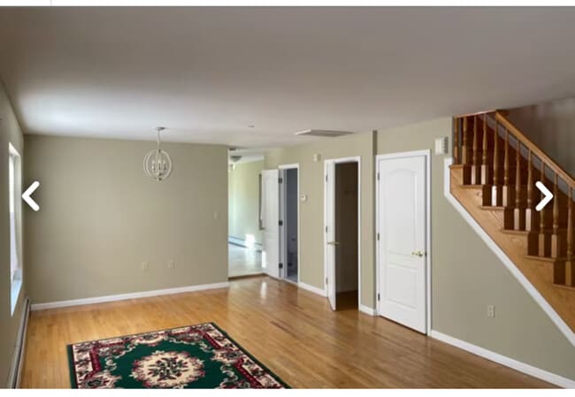 Building Photo - 70A Bayview Ave