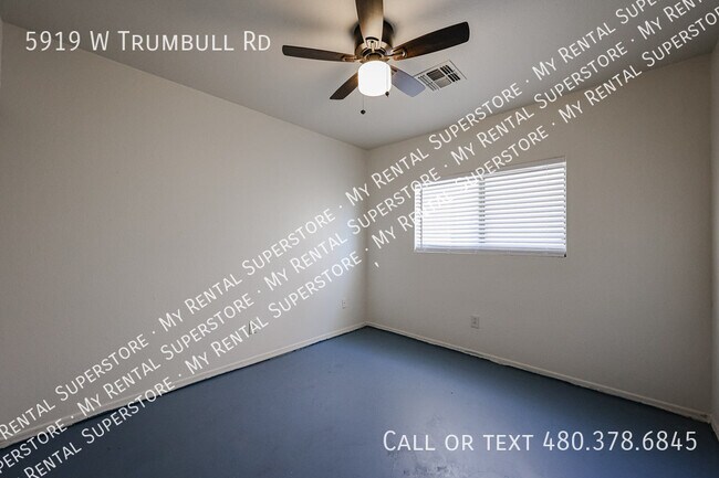 Building Photo - 5919 W Trumbull Rd