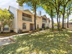 Building Photo - 1501 Cedar Elm Dr