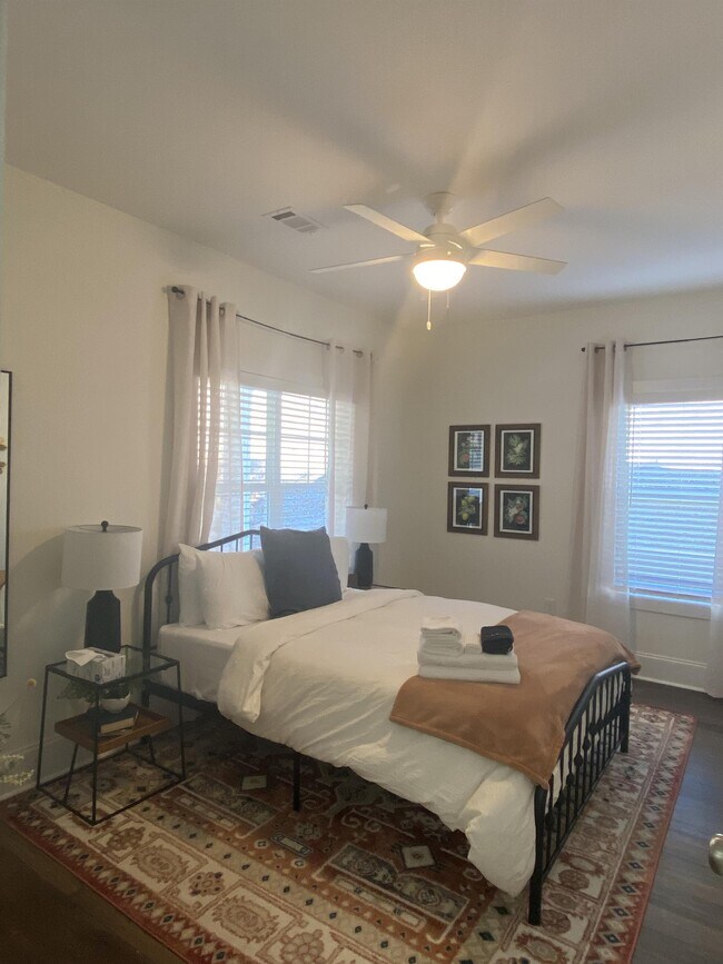 Building Photo - 110 Conrad Dr