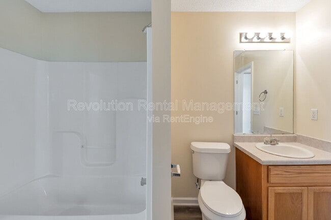 Building Photo - 110 Vineyard Ridge Dr