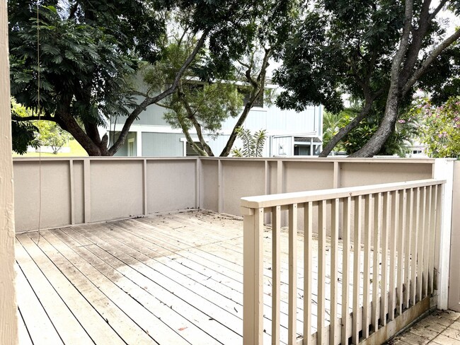 Building Photo - 3 bedroom/2.5 bath townhome at Yacht Club ...