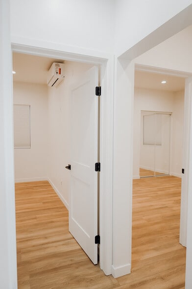 Hall to 2nd & 3rd bedrooms - 233 E 25th St