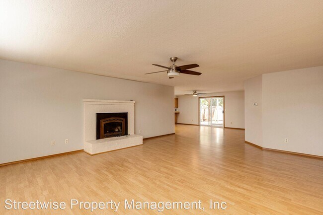 Building Photo - 3 br, 2 bath House - 7849 SW Champion Ct