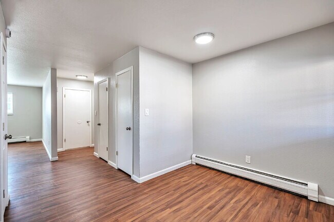 Building Photo - 5339 S Elati St
