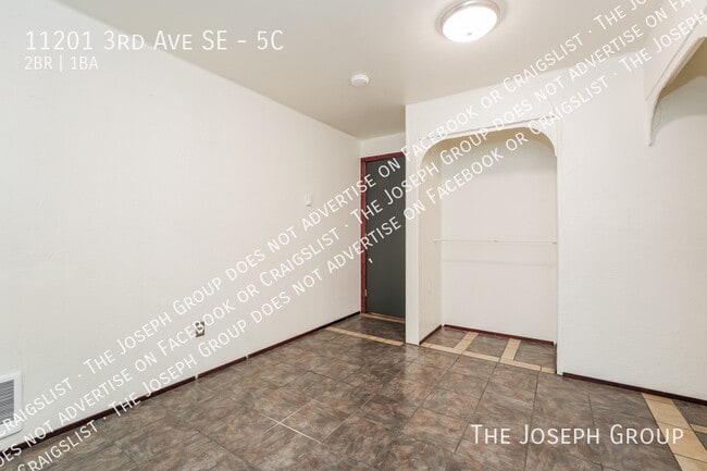 Building Photo - 11201 3rd Ave SE