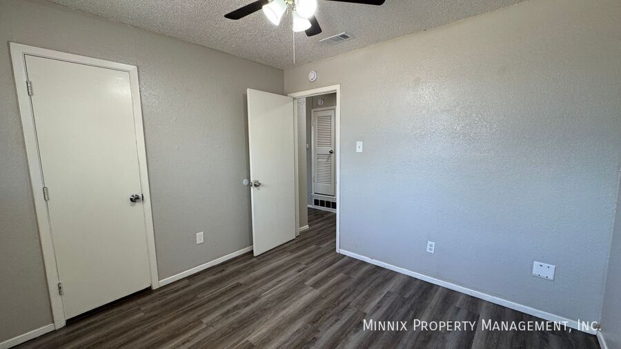 Building Photo - 2302 40th St