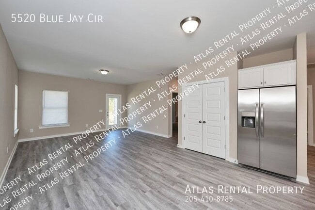 Building Photo - 5520 Blue Jay Cir