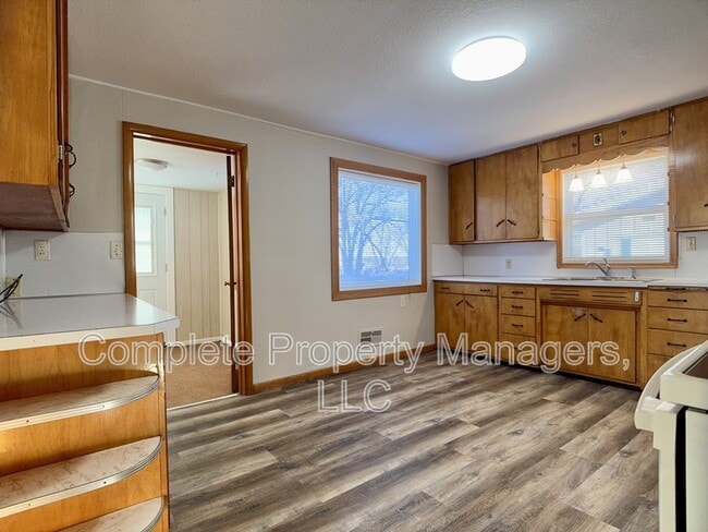 Building Photo - 26245 800th Ave