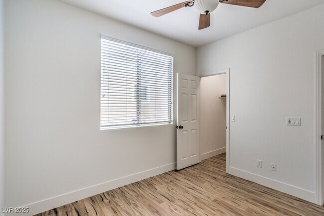 Building Photo - 7580 Rockhampton Ave