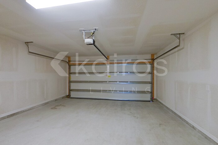 Building Photo - 126 Yardley Ct