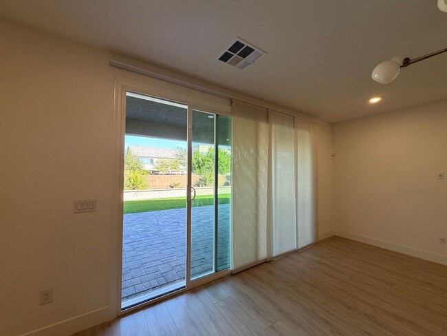 Building Photo - Stunning Build! Upgraded 3-Bed Home w/ 3-C...