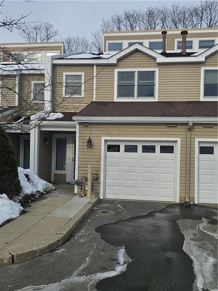 Building Photo - 37 Lawton Brook Ln