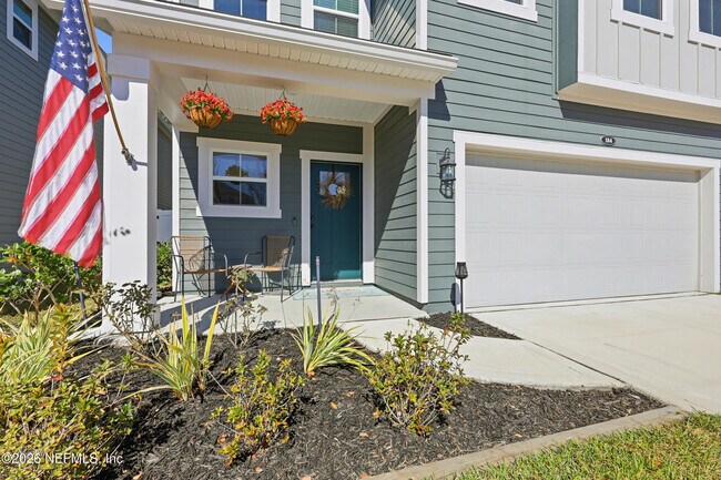 Building Photo - 184 Dahlia Falls Dr