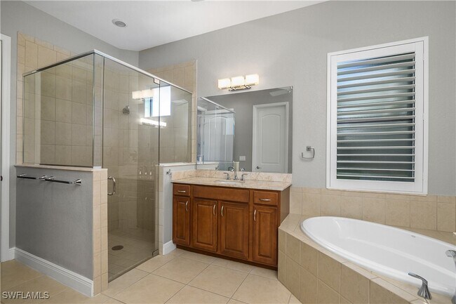 Building Photo - 1558 Serrano Cir