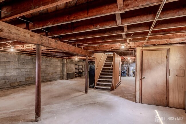 Building Photo - 77 Irvington Ave